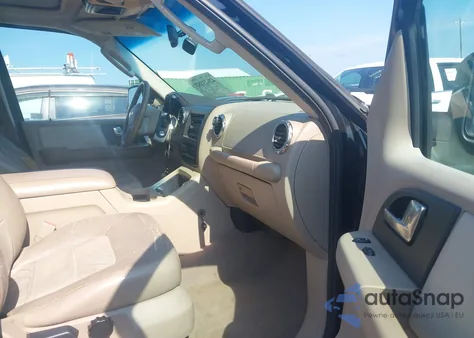 2004 Ford Expedition Eddie Bauer from USA, damaged, VIN 1FMEU17W64LA87817